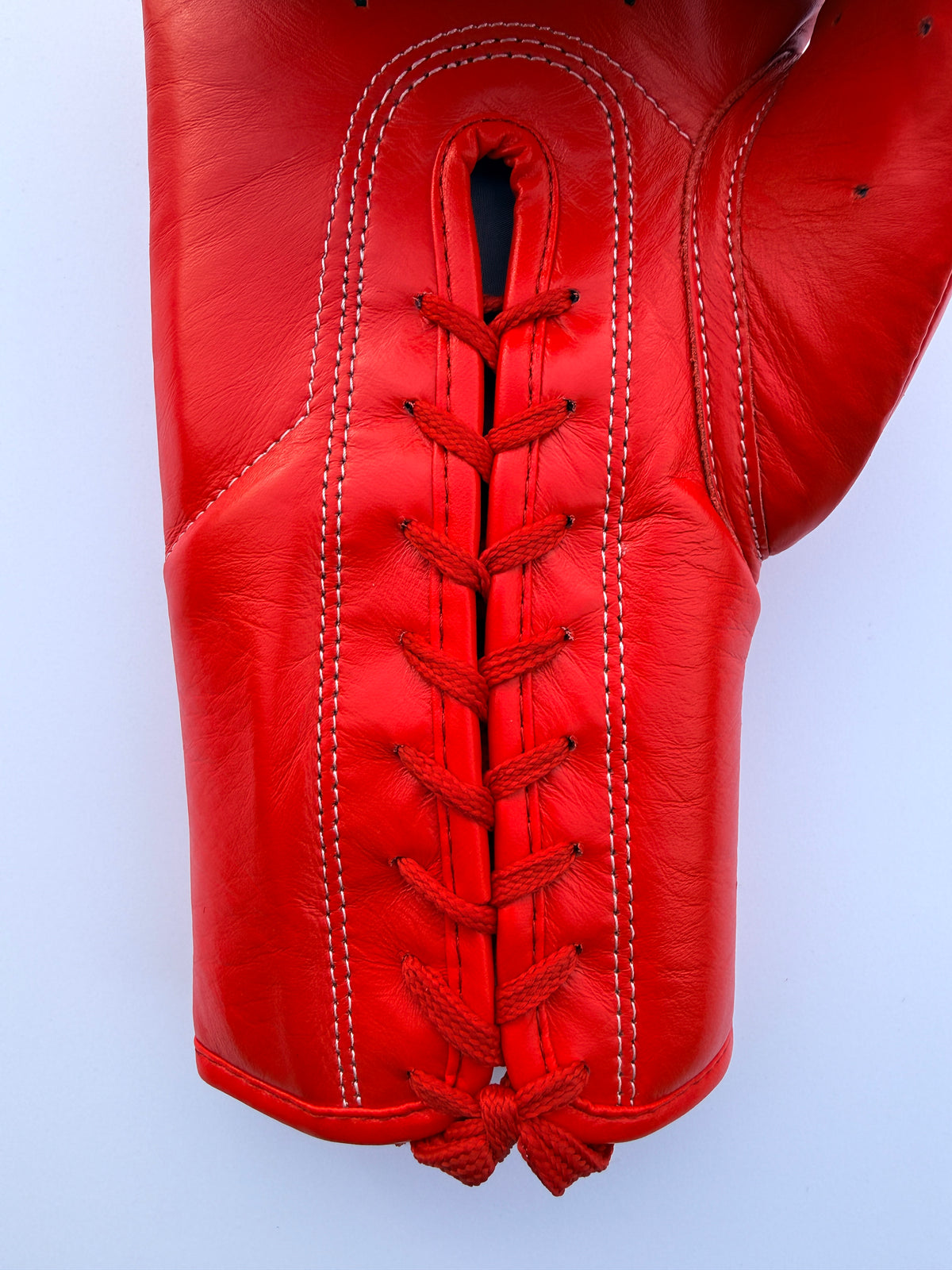 Century Lace Up 10oz Pro Glove